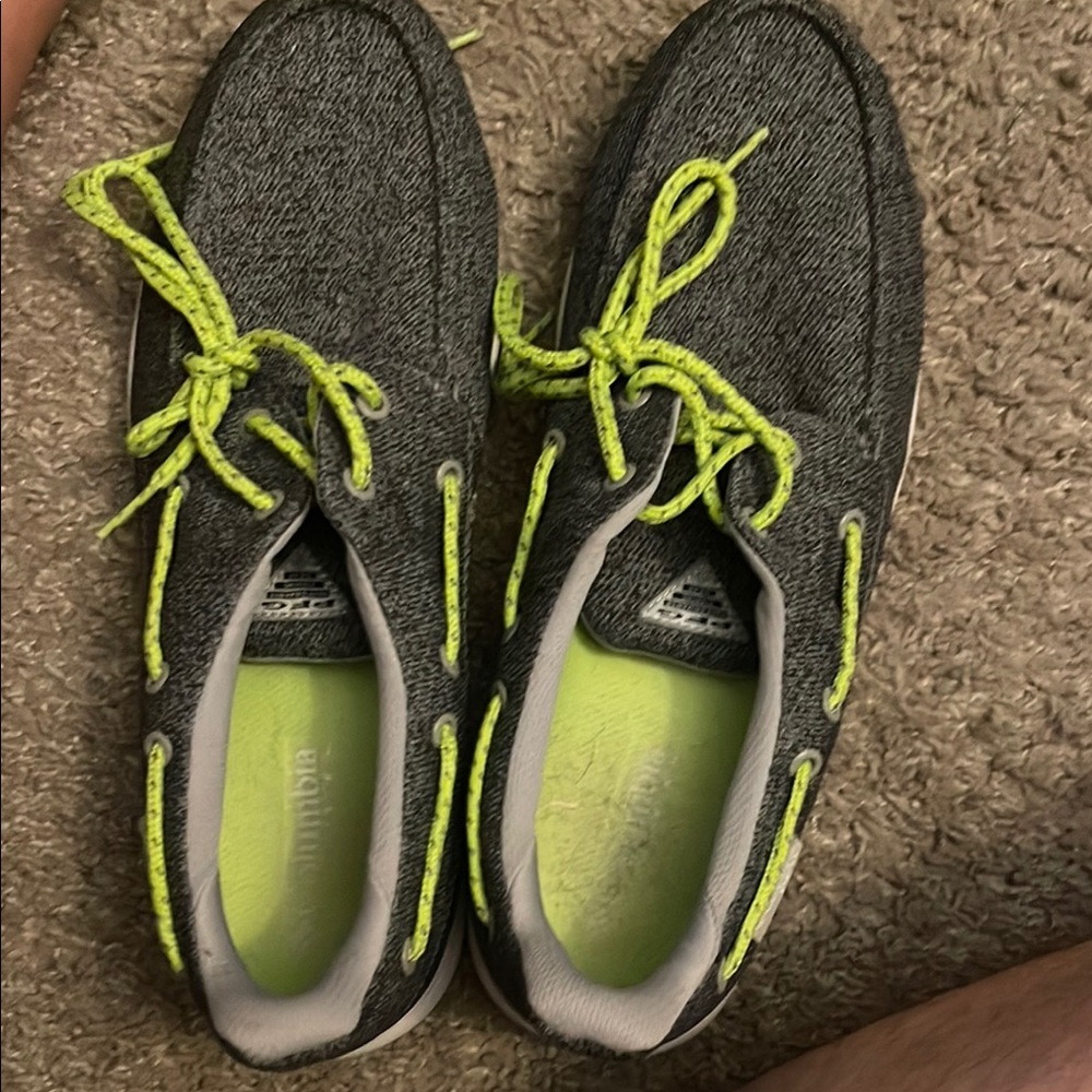 Columbia dock shoes in Gray with Neon Green Laces